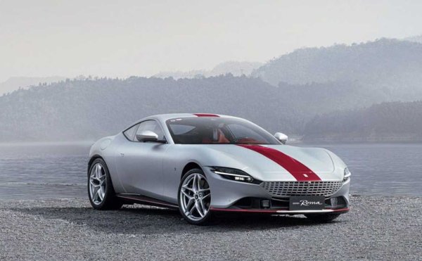 Мнозина грешат, като приемат Roma за „базово Ferrari“, тъй като този модел се нарежда на едно от най-ниските места в гамата. Той предлага до 612 к.с. благодарение на монтирания отпред 3,9-литров V8 с двойно турбо. Купето Roma ускорява от 0 до 100 км/ч за 3,4 секунди, като това, между другото, е една от последните опции за човек, който си е отделил само 200 000 евро за покупка на Ferrari.