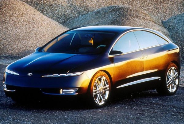 Този концептуален модел се превърна в пророчество от Oldsmobile, тъй като е автомобил, предсказващ всички трендове на XXI век. Това е експериментална машина, която едновременно прилича на хечбек, на миниван и на кросоувър. Задните стойки са в духа на съвременните крос-купета, селекторът на скоростната кутия е във вид на шайба, вратите имат достъп без ключ, а седалките разполагат с памет и могат да запомнят настройките на трима различни ползватели. Не ви ли напомня на нещо?
