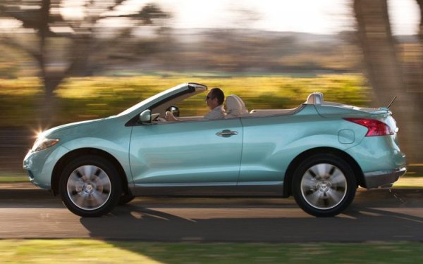 През 2011 година Nissan създаде чудовището Murano CrossCabriolet &ndash; един отвратителен, надценен и непрактичен модел, който превърна марката в обект на подигравки. Продажбите му също бяха ужасно малко и в крайна сметка производството му беше спряно много бързо.