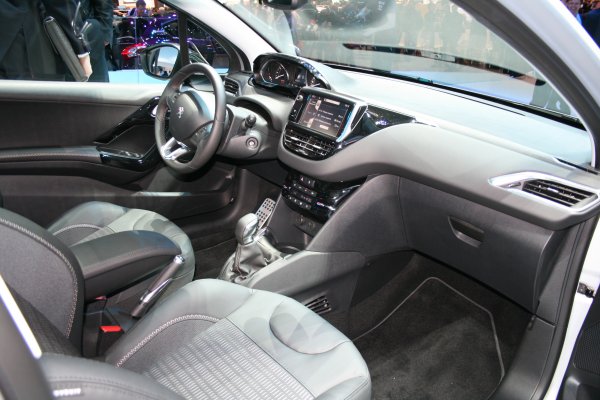 Женева 2012 / Peugeot 208