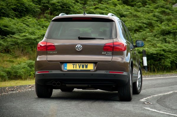 Първото поколение на Volkswagen Tiguan може да създаде доста проблеми на своя нов собственик, особено ако за автомобила не са полагани сериозни грижи. Най-добрият вариант е дизел, произведен след 2011 година, който да бъде съчетан с класическа автоматична скоростна кутия.
