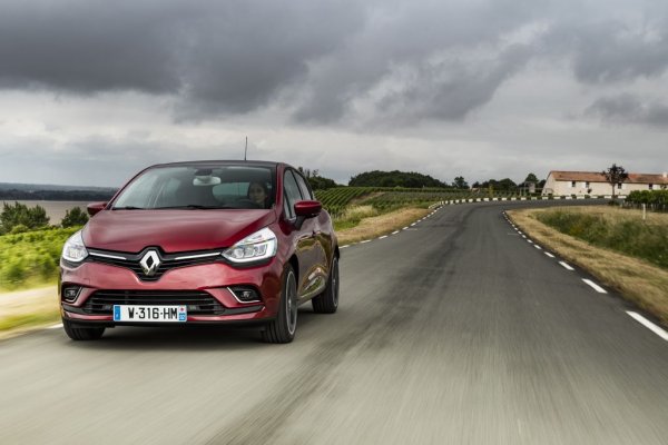  Renault Clio 