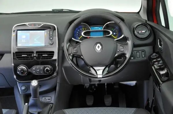 Силни страни: гъвкави двигатели, висока надеждност, ниски емисии на CO2.

Слабости: най-евтините коли са зле оборудвани, лоша смяна на скоростите, тясно място за главата в задната част.
