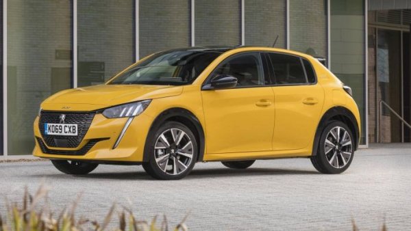 Един от най-прагматичните европейски пазари: осем от десетте най-продавани коли са В-сегмент или по-малки. Начело е Peugeot 208, с 625 регистрирани коли през януари, пред Toyota Yaris - 411, и Opel Corsa - 371. Единствените изключения от този тренд са Nissan Qashqai, на четвърто място, и Ford Kuga, на десето. 
