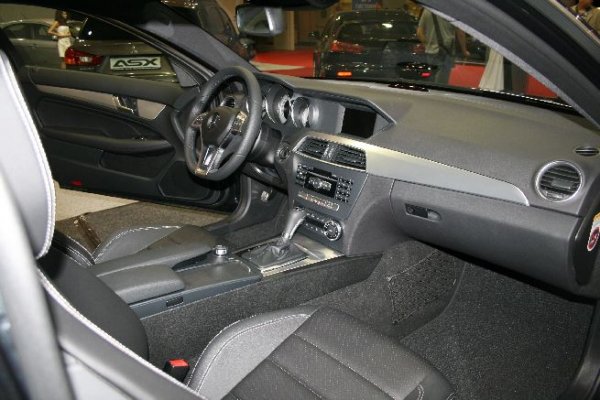 Автосалон София 2011