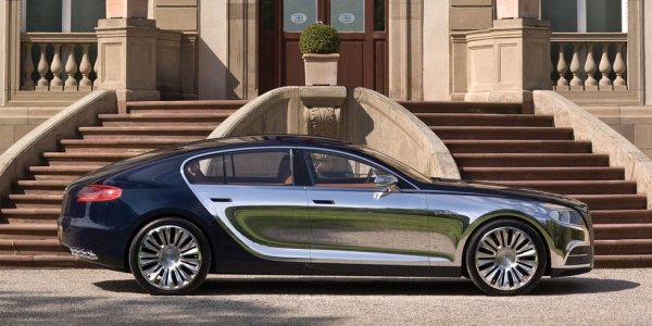 От години упорито се носят слухове, че Bugatti работи върху лимузина с четири (или даже пет) врати. Причината е именно този концепт, който бе показан в централата на компанията през 2009. После обаче проектът бе избутан на заден план, за да се ускори разработването на Chiron, а сега е на път окончателно да бъде задраскан заради новите стандарти за емисиите. 
