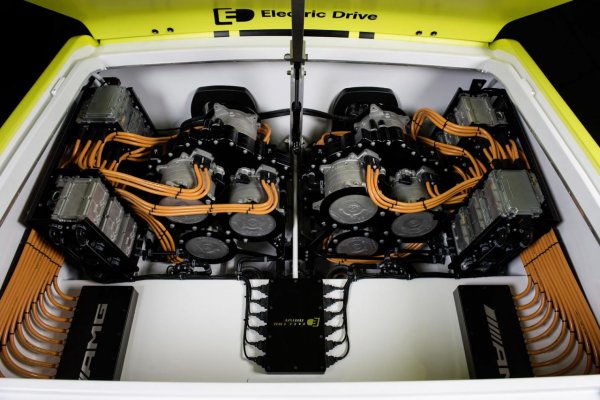 Mercedes Cigarette AMG Electric Drive Concept