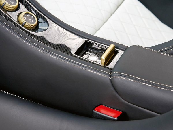 Gemballa Mirage GT Gold Edition - Porsche Carrera GT
