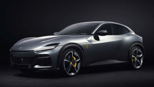 Двигател: 6,5-литров V12

Мощност: 725 конски сили

Цена: 384 200 евро

Дори първият SUV на Ferrari има V12. Purosangue разчита на същия 6,5-литров V12 като 812 GTS, но със „само“ със 725 конски сили. Това все пак е достатъчно, за да позволи на модела да ускори от 0 до 100 км/ч за 3,3 секунди и да достигне максимална скорост от 308 км/ч.
