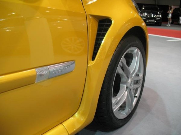 Renault Clio RS / Автомобилен салон София 2009