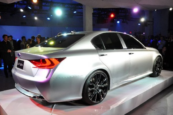 Ню Йорк 2011 - Lexus LF-Gh Concept