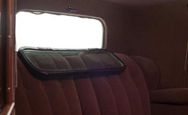 Cadillac V8 Town Sedan - Бронираната кола на Ал Капоне 