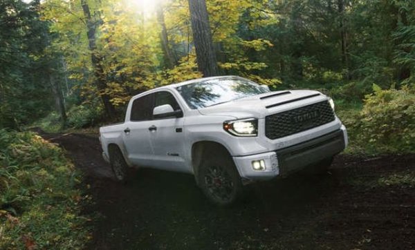 Нов - 49 643 долара

Употребяван - 51 474 долара (3,7% повече) 

В последно време японската компания намали производството и съответно предлагането на своите пикапи. Така клиентите, които искат такъв автомобил, бяха принудини да се насочат към употребявани екземпляри. А увеличеното търсене доведе до повишаване на цените. 