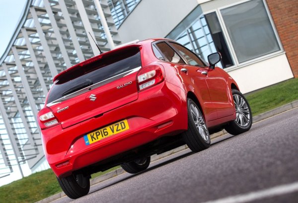 Друг специален случай е този на Suzuki Baleno SHVS - превозно средство с микрохибридна задвижваща система с 90 к.с., което изглежда не съществува за широката публика. Въпреки обявения разход от 4,0 л/100 км, продажбите му са наистина ниски, което важи и за модела като цяло.
