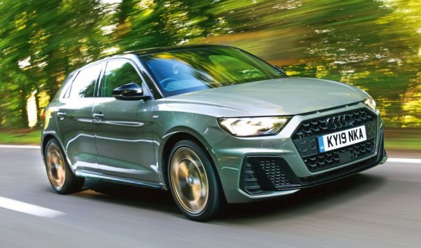 Най-малкият модел от Инголщад е пласирал точно с 20 000 бройки по-малко през 2020.
