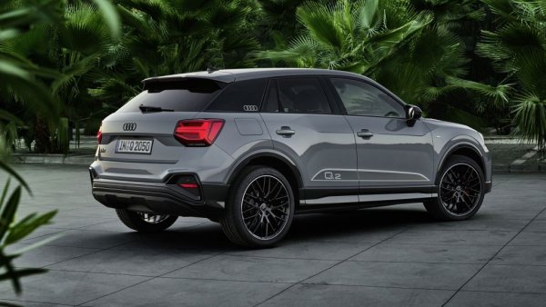 С близо 18 000 бройки по-малко в сравнение със същия период на 2019 година. 
