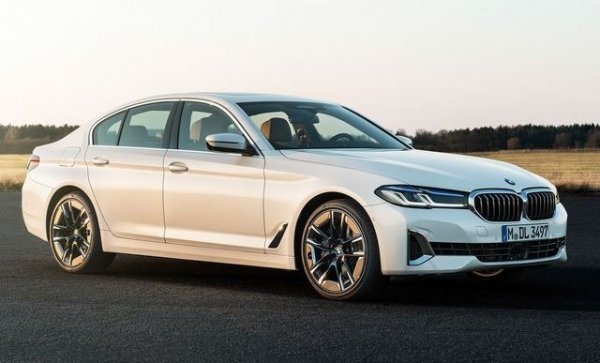 Един от най-популярните корпоративни автомобили в Европа логично забави продажбите, защото покрай коронакризата много компании отложиха обновяването на автопарковете си. 48% спад спрямо 2019. 
