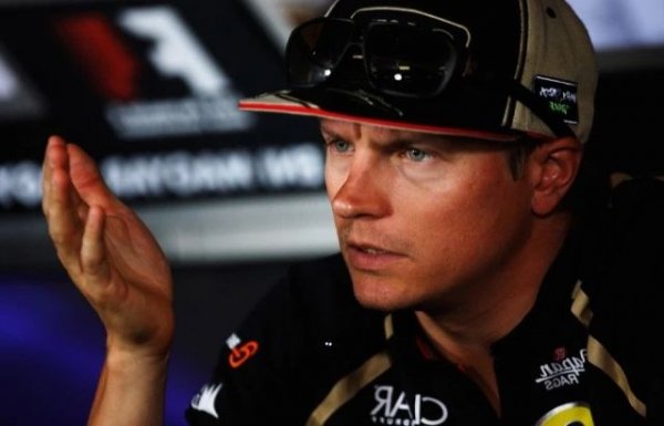 ПРЕДИ СЕЗОН 2011. Райконен бе най-добре платеният пилот на планетата през 2009. Но само година по-късно той еднолично прекрати предсрочно договора си с "Ферари", оплаквайки се, че го карали да усвоява местния език ("Няма да... уча италиански, не затова дойдох във "Ферари"). Разговорите му с други отбори не протекоха кой знае колко по-добре. Накрая го потърсиха от Renault - но за изумление на французите Райконен публично ги обвини, че си правели евтина реклама с името му. И вместо това напусна Формула 1. 
