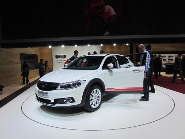 Qoros 3 City SUV