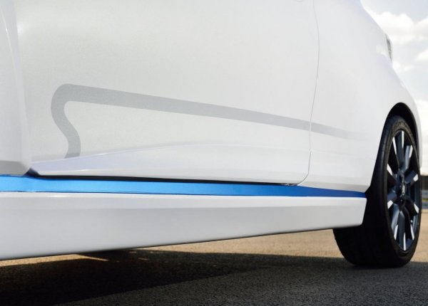 Toyota Yaris Hybrid-R Concept