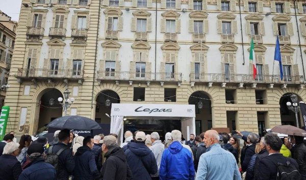 Марката Lepas бе лансирана за пръв път в Европа на италианския пазар тази зима