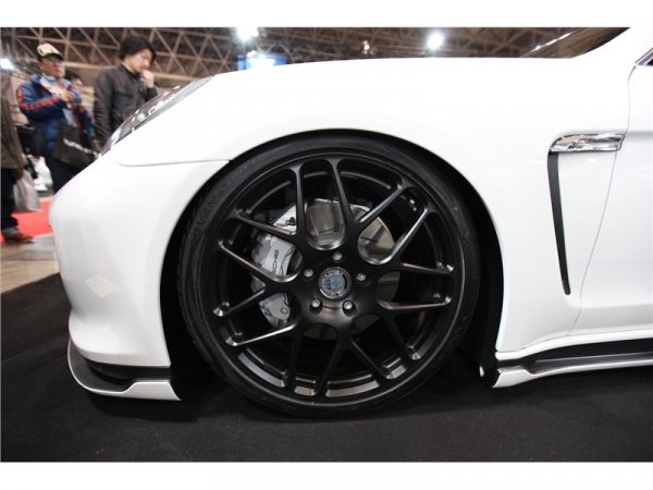 Porsche Panamera от Fairy Design / Автосалон Токио 2010