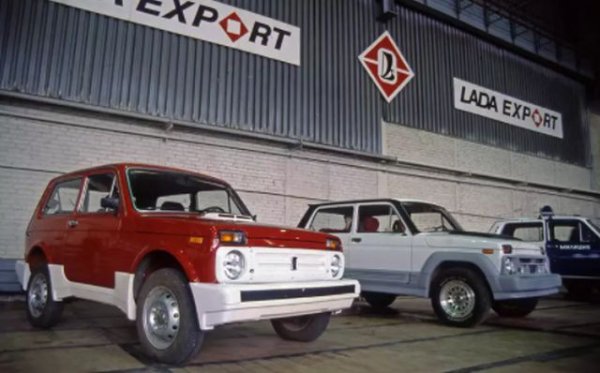 Дилъри от Западна Европа постоянно се опитват са сменят двигателя на популярната в техните страни Lada Niva, която привлича клиенти с ниската си цена. Първият е опит е направен от руската компания Лада Експорт, който започва да произвежда ВАЗ-21215 с двигател Peugeot XUD9. Неговият работен обем е 1,9 литра, а мощността - 65 к.с. Това е добро решение, но то се оказва твърде скъпо и тази Нива не предизвиква интерес нито в Русия, нито в чужбина.