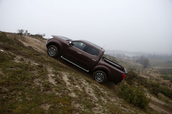 Nissan Navara 