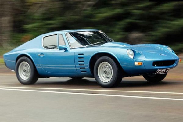 Ако това име не ви говори нищо, не се притеснявайте. То наистина е слабо популярно извън Австралия - родното място на авторите на тази класация. Дело на двама братя, единият от които е работил преди това за кратко в Lotus, Bolwell е австралийската версия на muscle car. В дизайна се откриват влияния от Lotus Europa и Lamborghini Miura. Но под капака е чист, грубоват американски V8 от Ford. 


