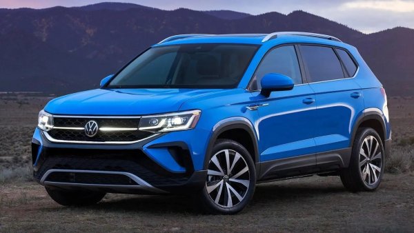 Volkswagen Taos е кросоувър, който кара собствениците си да съжаляват за направения избор. Едва 38% от тях са на обратното мнение и потвърждават, че биха купили този автомобил отново.
