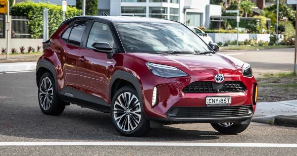 Един от съвсем малкото модели на Toyota, които имат ръст през тази година на фона на миналата (53%). Този ръст обаче е до голяма степен за сметка на сериозен спад при обикновения Yaris. 