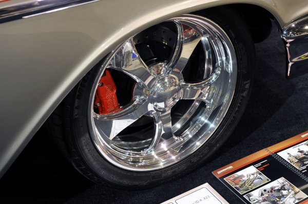 Chevrolet от 1957 година - 1598 конски сили и 2045 Нм от Dominator Street Rods / Grand National Roadster Show