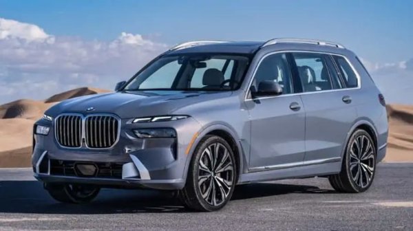 10-годишна цена &ndash; 18 550 долара

Годишни разходи - 658 долара през първата година, 3444 долара до 10-та година

Вероятност за основен ремонт &ndash; 54,6%

BMW X7 е най-големият и луксозен SUV на марката. Не е особено крещящ, но предлага три реда седалки и е сравнително спортен, с избор от двигатели V6 и V8 с турбокомпресор