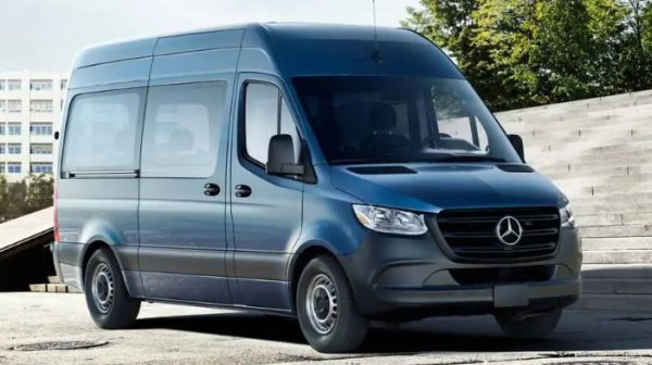 10-годишна цена - 18 634 долара

Годишни разходи - 621 долара през първата година, 3513 долара 10-та година

Вероятност за основен ремонт &ndash; 56,7%

Товарният ван на Mercedes-Benz се предлага в различни размери, за да отговори на повечето бизнес-нужди. Марката обаче се отразява на по-високите разходи за поддръжка и ремонт.