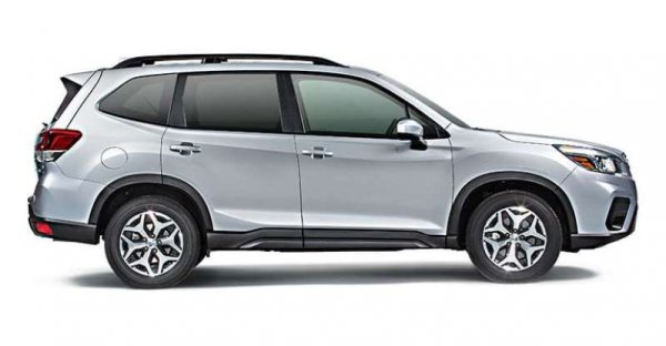 Кросоувърът на Subaru печели в тази категория заради комбинацията от практичен дизайн, отличните отзиви от собствениците си и ниския разход на гориво. Моделът получава и добри оценки за поведение на пътя, което също е подобрено в сравнение с това на предишното поколение. Отбелязват се още удобните седалки, както и добрата видимост за водача.
