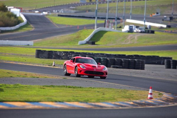 SRT Viper излиза на пазара в Европа