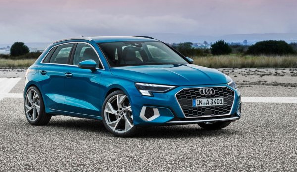 Това пък е най-продаваният премиум модел, в чиято гама няма чисто електрическо завижване. Ръстът при А3 е над 16% в сравнение с първите девет месеца на миналата година. 