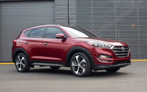 Дължина - 4480 мм, просвет - 182 мм, обем на багажника - 488 литра.

Този модел се предлага успоредно с четвъртото поколение на Kia Sportage. По същество това е една и съща кола в различни дизайн и размери, но с общо шаси и идентичен набор от основни компоненти. 
