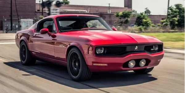 Вдъхновен е от класическите Ford Mustang и Dodge Charger. Целта е да се вземат всички американски мускули и да се комбинират в едно. И така в детройтската компания Equus се ражда Bass 770. Представено през 2015, шумното купе се задвижва от 6,2-литров V8 с компресор, произвеждащ 640 конски сили. Цената му започва от 220 000 долара.
