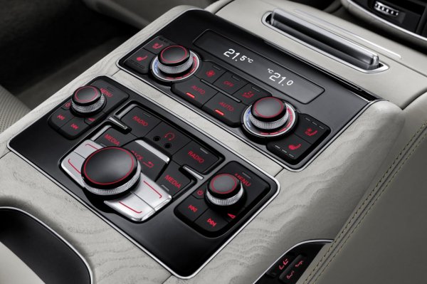 Обновените Audi A8/S8