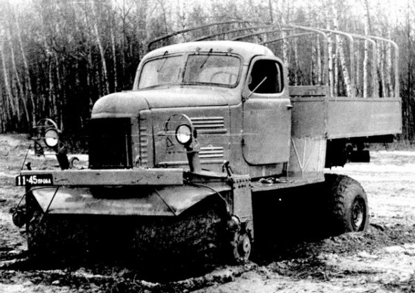 ЗИЛ-132Ц с къса база ЗИЛ-157К и с кабина от ЗИЛ-164