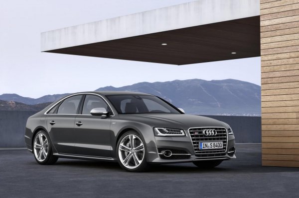 Обновените Audi A8/S8