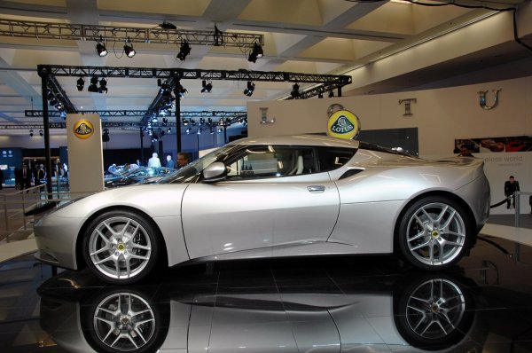 Автосалон Лос Анджелис 2008 / Lotus Evora  