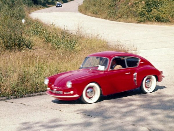 110 години Renault