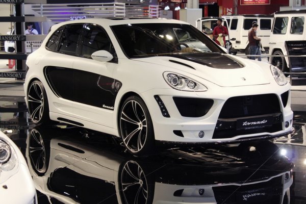 Gemballa Tornado на базата на Porsche Cayenne и Gemballa Mistrale на базата на Porsche Panamera