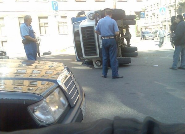 Трагикомични катастрофи