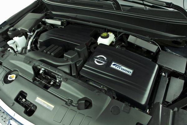Nissan Pathfinder Hybrid