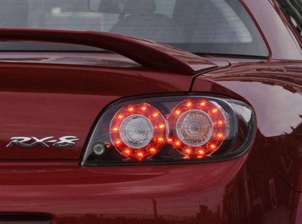 Обновената Mazda RX-8