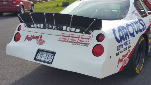 Ежедневен NASCAR автомобил. Базиран е Chevrolet Impala SS от 2009 година 