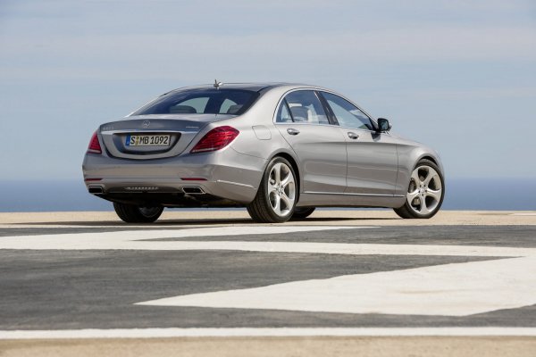Новият Mercedes-Benz S-Class (W222)